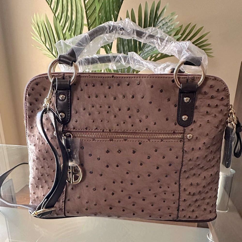 Giani Bernini Faux Ostrich Dome Satchel ✨
